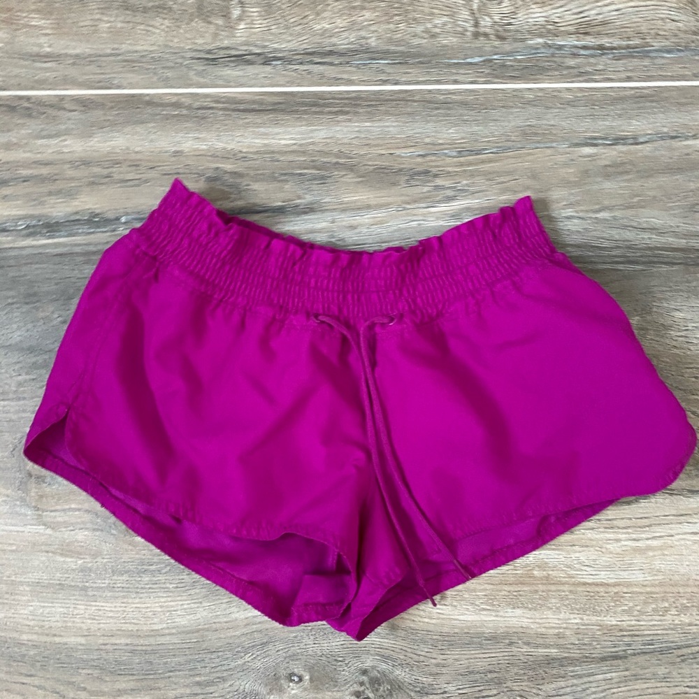 Pool Shorts - Picture 4 of 6